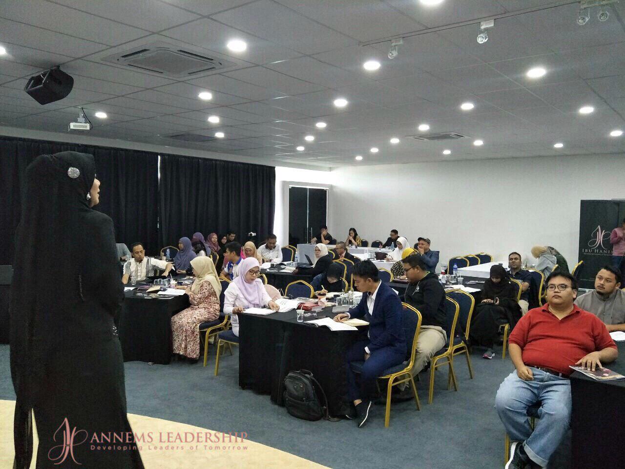 67558652101567637265488433222920171605721088o IBU HANIM